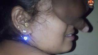 Big Ass Desi Hottie Gets Explored