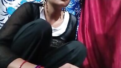 Desi ladki handjob chut sex video aunty